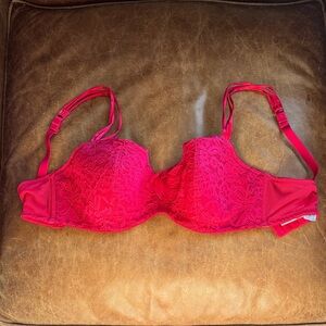 B.Tempt’d 32DDD Red Lace Bra